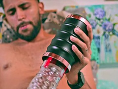 FREE FULL VIDEO Testing the HoneyPlayBox WARRIOR automatic masturbator made me cum hard in a long intense orgasm and after cumming