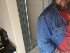 Petite South African babe Sparowdox gives deep throat blowjob in bathroom