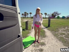 Amateur, Sucer une bite, Bus, Éjaculer dans la bouche, En levrette, Hard, Hd, Rasée