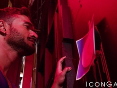 Hunk DILF Manuel Skye face fucking muscle Raj through gloryhole