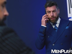 Suited muscle hunks Justin Jett and OnlyMatt breed after rimming