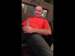 Str8 daddy jerking watching porn 2