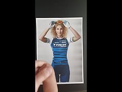 Cumshot on Jolanda Neff and her sexy thigh gap