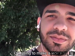 Colombian heterosexual fellow spunks on face of spitroasted hoe