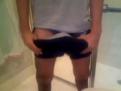 Arab in douche and demonstrates his long pink cigar