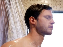 Hung fellow Finn Harding putting on a great solo show