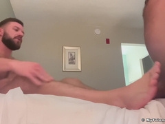Hayden Hunter receives strenuous sole fetish until he pops