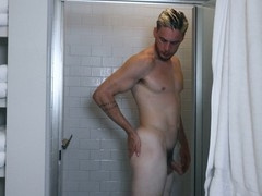 Langley Gold Buttplay