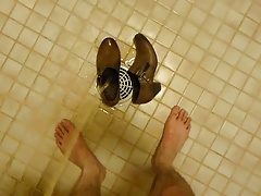 Piss in wifes brown work shoe