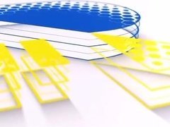 four people bang-out at a cruising spot in Tokyo