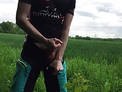 Risky outdoor cumshot with cockring, Pulheimer See, Germany