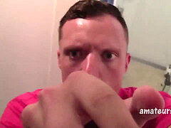 inexperienced Selfie Stroke