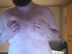 Plump plays with his globes