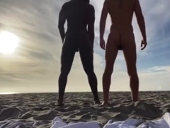 Jocks Masturbate off & Shoot Geysers at Bare Beach in Public while Ppl Walk past and See