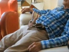 Grandpa enjoy blowjob by young man