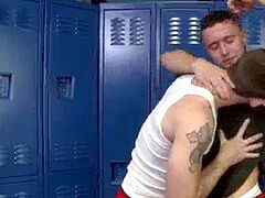 hot queer bang-out in the locker room