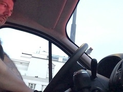 Shameless parent exposed in public while driving through Vienna