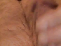 Hairy muscle daddy jerking off