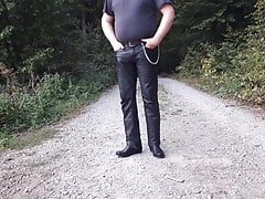 Man in leather pants (Ich in Leder) 1