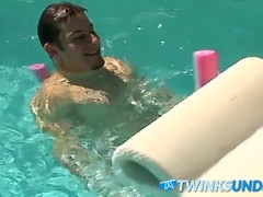 Two twinks have handy fun after swimming in their undies