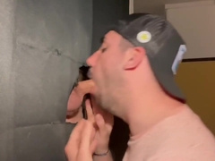 35 Ans. Je Lui Taille Une Bonne Pipe Et Avale Step son Jus