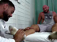 hairless gay Killian soles boinked by muscular doctor