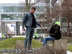 Denmark dude earns quick cash getting dick sucked under freeway