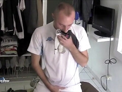 SketBoy -Sneakers in the room