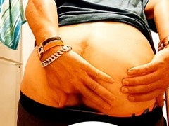 Spotted celeb Cory Bernstein caught on tape peeing and fingerbanging steamy ass for married pal Fabian - Sexy Dilf