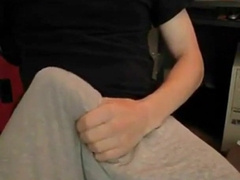 Gigantic Pipe, Giant Geyser! Amateur Hand-job by a Dude with a Good-sized Man-meat!