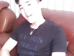 cute chinese twink JO on cam (no cum - 1'34'')