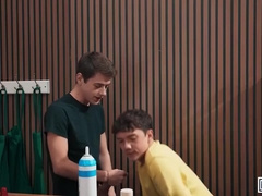 Men - Sam Ledger Wants A Coffee But Ends Up Taking Joey Millss Cock In His Mouth