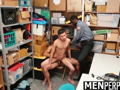 Dude Getting Dual Jizz-Shotgun by The Mall Guards - Menperps