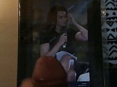 Suzi Perry cum tribute