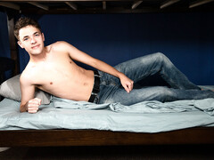 Finn Harding and his hunky frat boyfriendTroye Dean