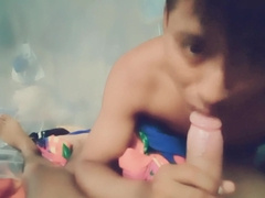 Una Rica Mamada Le Doy A Mi Hermanastro