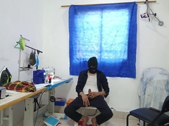 straw stud can't watch a gal