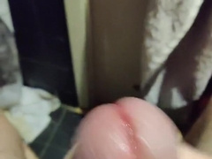 Swedish guy jizzes in shower