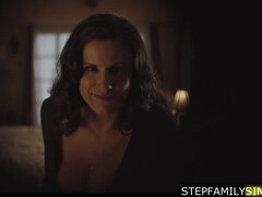 Blasen, Vollbusig, Kehlenfick, Familie, Milf, Stiefmutter, Taboo, Spanner