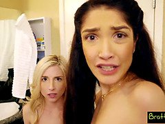 Lucky Brothers First Threeway Is With Slutty Step Sisters S4:E8