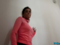 Mamada, Morena, Tetas naturales, Al aire libre, Público, Español, Tatuaje, Adolescente
