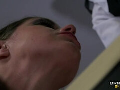 Comiéndose una V para Recibir una A