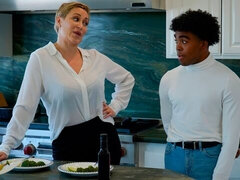 Grosser arsch, Schwarz, Blasen, Frau frau mann, Handjob, Interrassisch, Lingerie, Milf