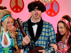 Минет, Кино, Платье, Две девушки, Милф, Пенис, Втроем, Сиськи