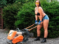 Schönheit, Grosser arsch, Grosser schwanz, Grosse titten, Blasen, Hundestellung, Latina, Milf