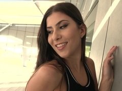 Chica, Mamada, Morena, Fetiche de pies, Novia, Hd, Tetas naturales, Al aire libre