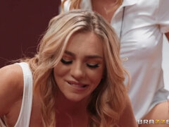 Kont, Lieveling, Blond, Vingeren, Sportzaal, Lesbisch, Mager, Voorbinddildo