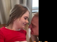 18 jahre, In den arsch, Nahaufnahme, Küssen, Pov, Jungendliche (18+), Titten, Hure
