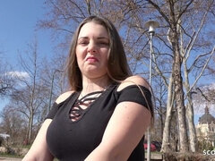 Leie, Vollbusig, Deutsch, Hardcore, Natürlich, Natürlichen titten, Schulmädchen, Titten