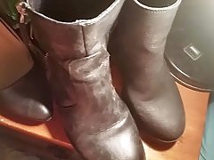 Spraying cum all over GFs boots and heels